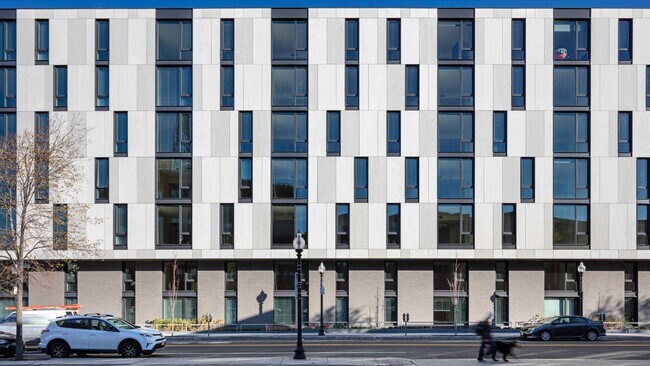 Foto del edificio - 129 Malden St
