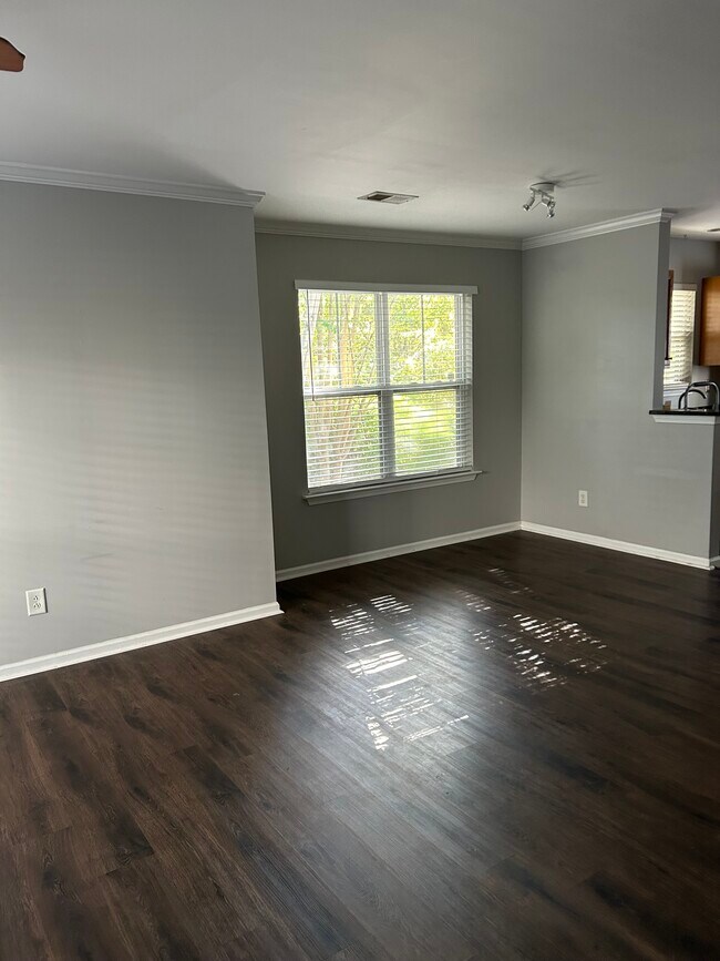 Foto del edificio - 3317 Weston St