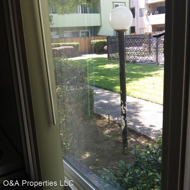 Foto del edificio - 1 br, 1 bath Apartment - 3099 Great Falls Way
