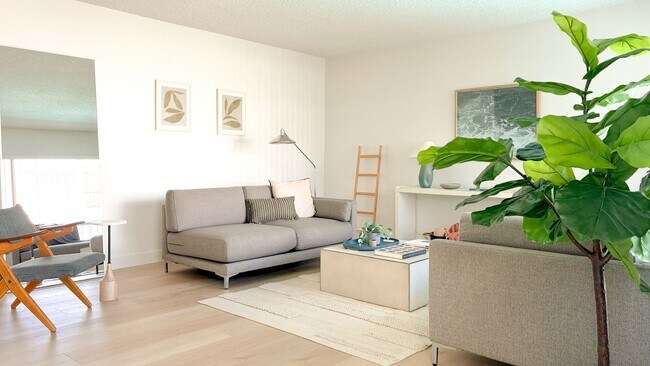 Foto del edificio - Townhouse Aparts