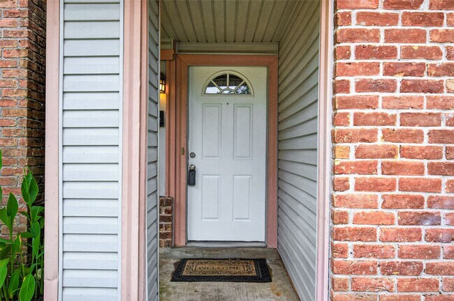 Foto del edificio - 22803 Carter Moir Ln