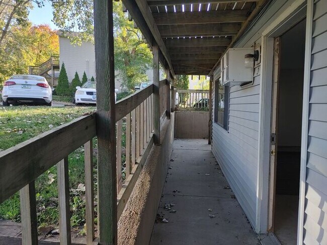 Foto del edificio - $925 | 1 Bedroom, 1 Bathroom Apartment | No Pets | Available for August 1st, 2026 Move In!