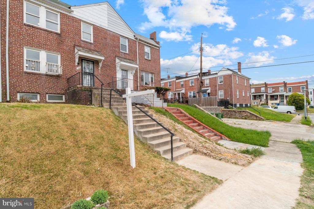 Foto principal - 5008 Govane Ave