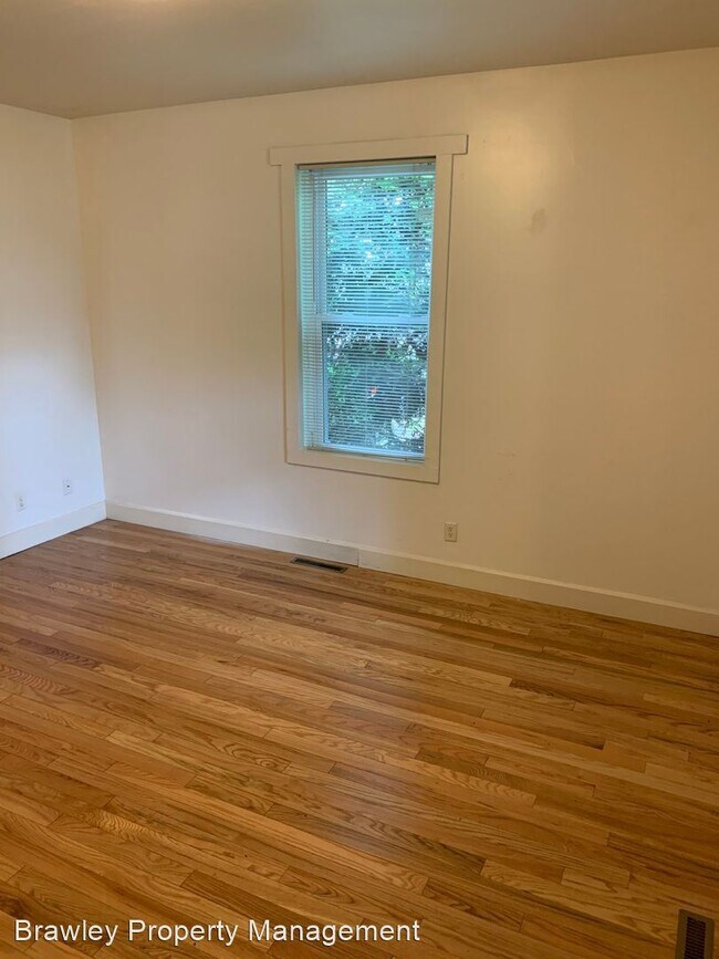 Foto del edificio - 4 br, 2 bath House - 609 S. Washington St
