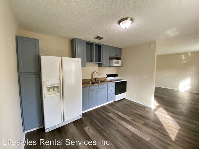 Foto del edificio - 2 br, 1 bath House - 1723 East 27th Street...