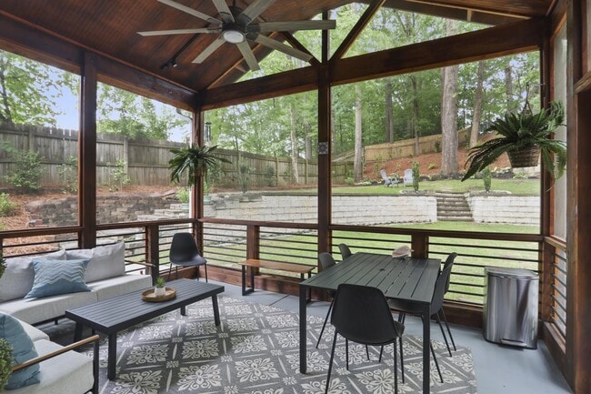 Photo - 1315 Normandy Dr NE House