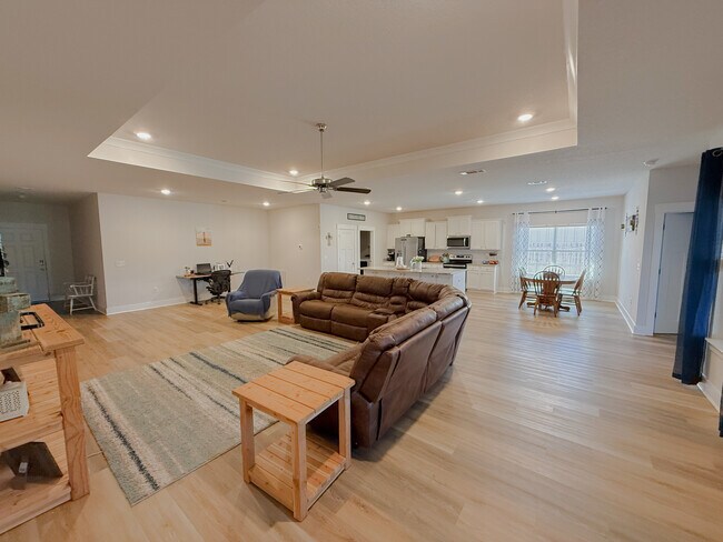 Foto del edificio - 6581 Forest Bay Ave