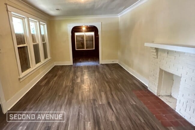 Building Photo - 3445 Carnes Ave