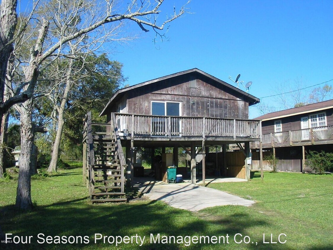 353 Morton Ave, Pass Christian, MS 39571 House Rental in Pass