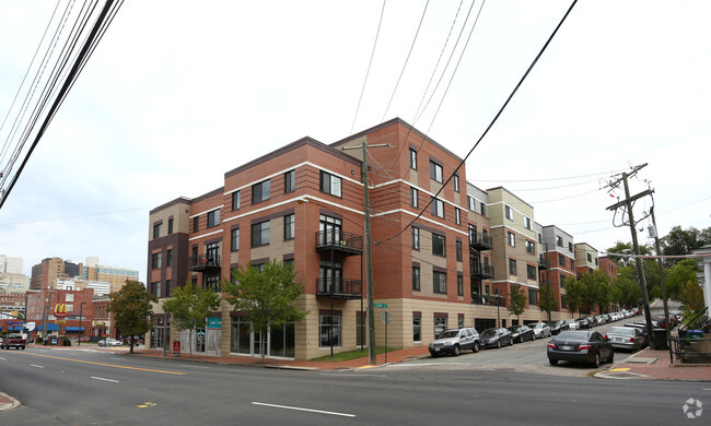 Building Photo - Cedar Broad