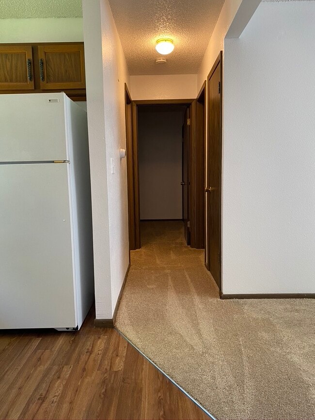 Interior Photo - 280 S Chestnut St