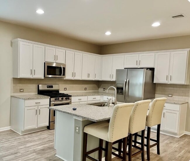 Foto del edificio - 305 Rusk Bluff Ave