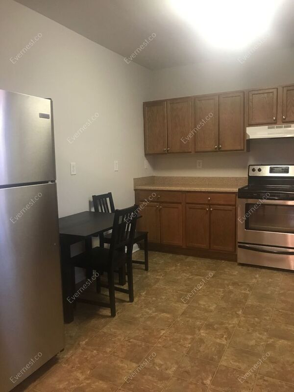 Foto del edificio - 1713 Everett St