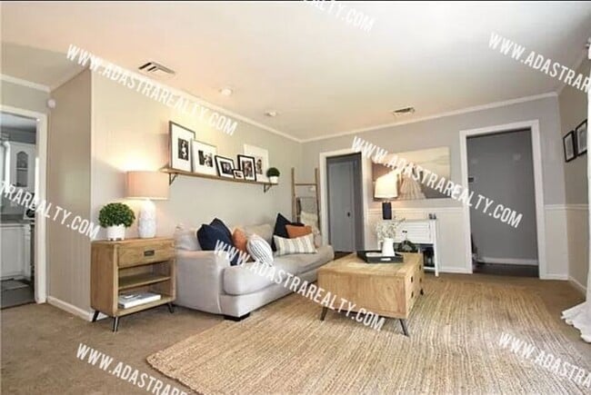 Building Photo - Beautiful Ranch Home in Prairie Village-Coming SOON!!
