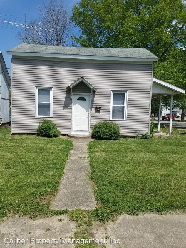 Primary Photo - 916 Lee St