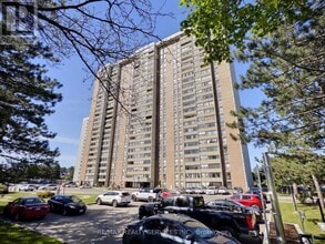 Building Photo - 18 Knightsbridge Rd