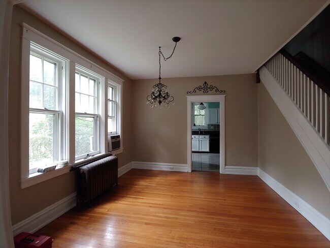 Foto del edificio - Charming 3/4 bedroom home in desired Carlisle neighborhood
