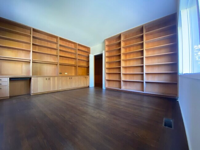 Foto del edificio - 183 W Poplar Ave