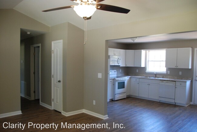 Building Photo - 3 br, 2 bath House - 1911 Hunt Road SE