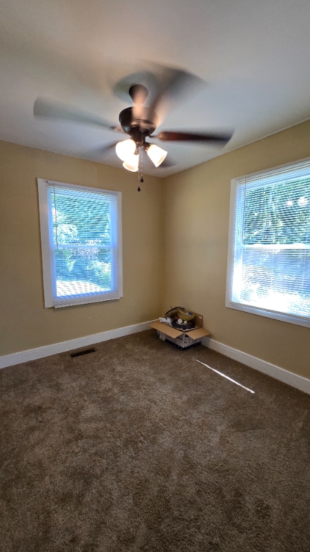Building Photo - 1229 Greenfield Dr
