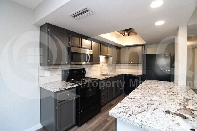 Foto del edificio - 1310 S Pima