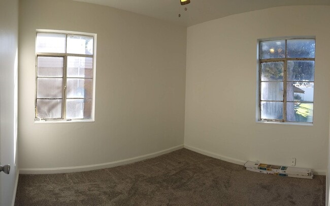Building Photo - 761 440 W