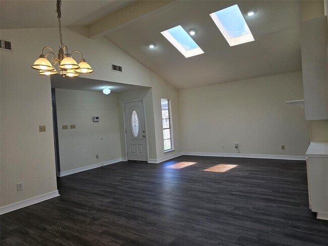 Foto del edificio - 4232 Boone Rd