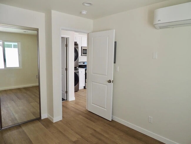 Building Photo - 22851 Valerio St
