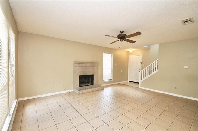 Foto del edificio - 13402 Saddlebrook Trail