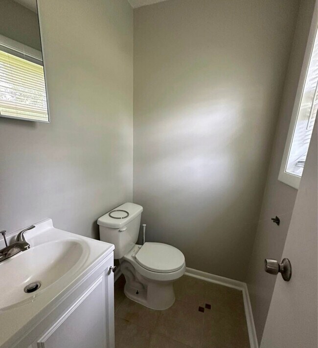 Foto del edificio - 1015 Routon Dr SW