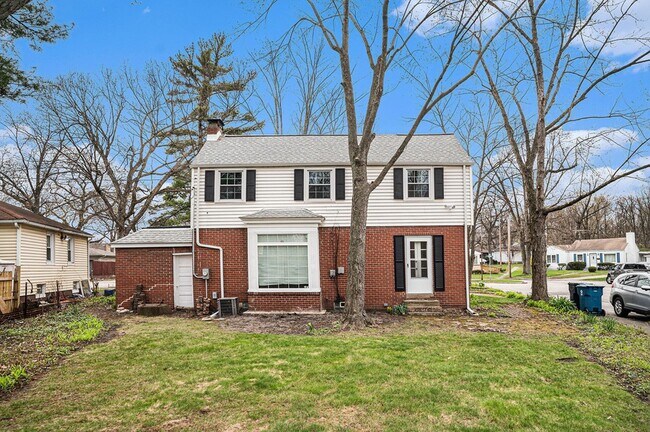 Foto del edificio - 138 N Howard Ct