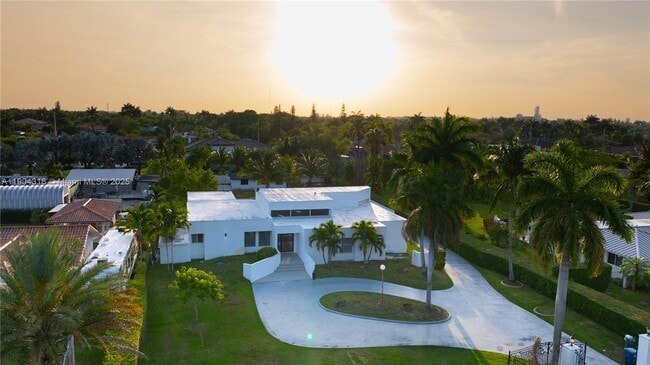 Foto del edificio - 290 NW 125th Ave