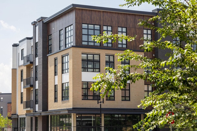 University Commons at Catamount Run - University Commons at Catamount Run Apartments