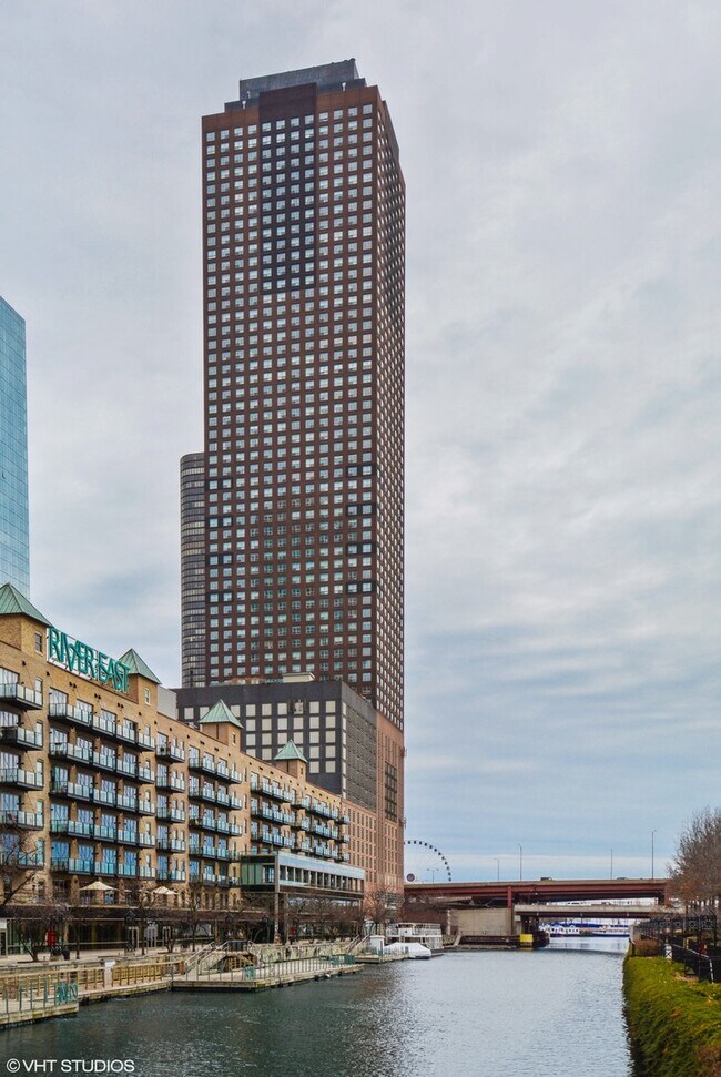 Foto del edificio - 474 N Lake Shore Dr