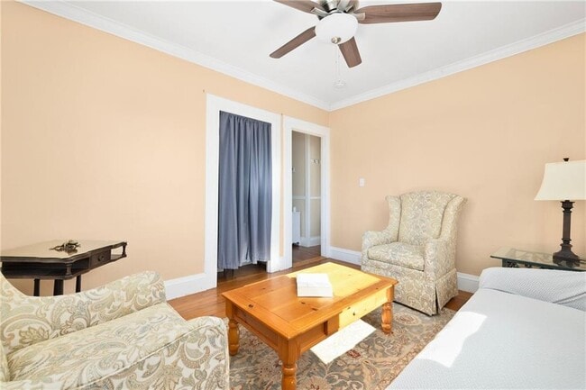 Building Photo - 10 Braman St