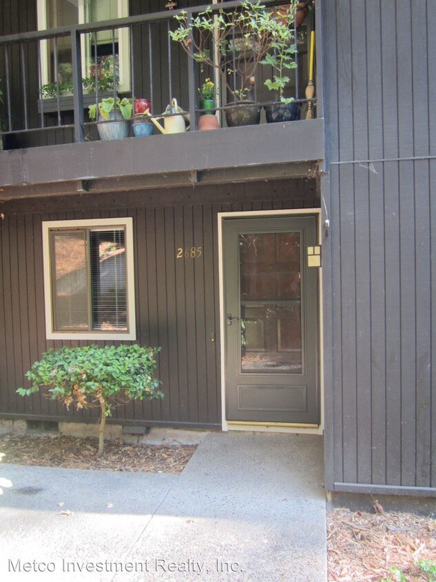 2685 Woodstone Pl, Eugene, OR 97405 Condo for Rent in Eugene, OR