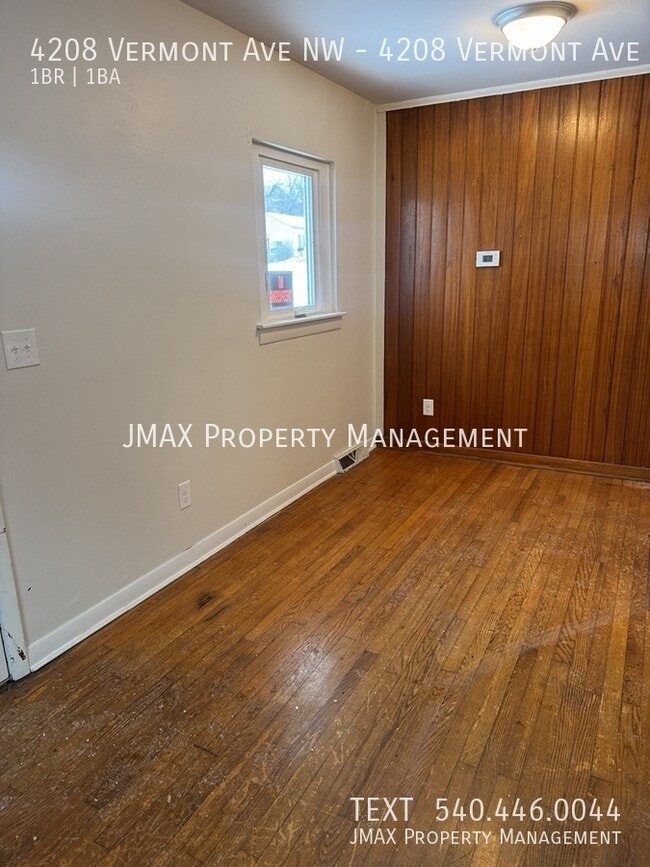 Foto del edificio - 4208 Vermont Ave NW