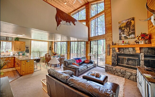 Foto del edificio - For Rent – 7857 Lockwood Drive, Pinetop, Arizona