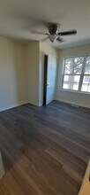 Building Photo - 832 W 38th St