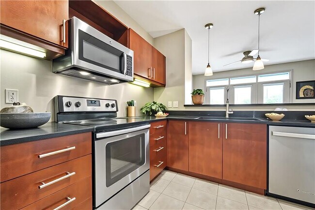 Foto del edificio - 390 17th St