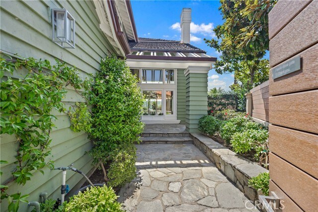 Primary Photo - 28 Belcrest