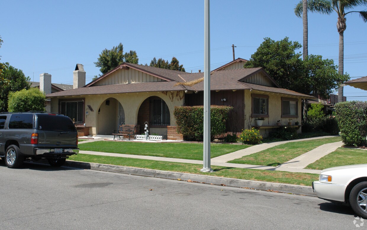 Primary Photo - 16181 Ganges Ln