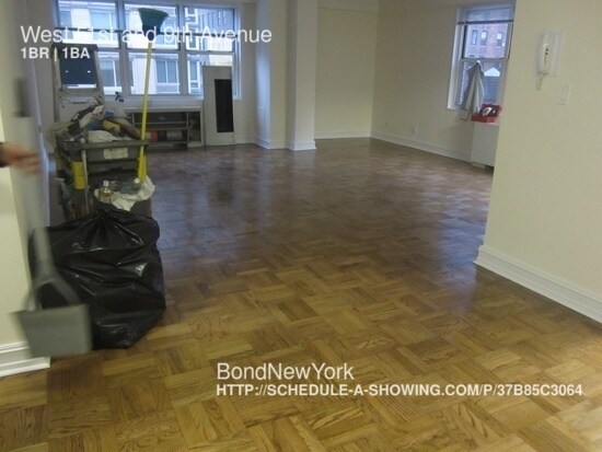 Foto del edificio - 362 W 52nd St