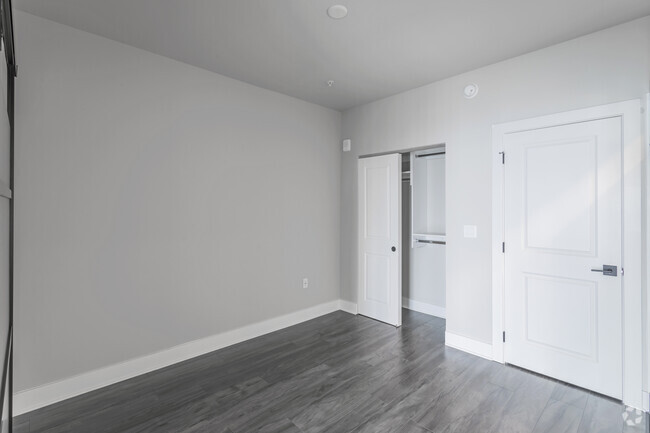 JR 1HAB, 1BA - 566 ft² - Coda at Bryant Street