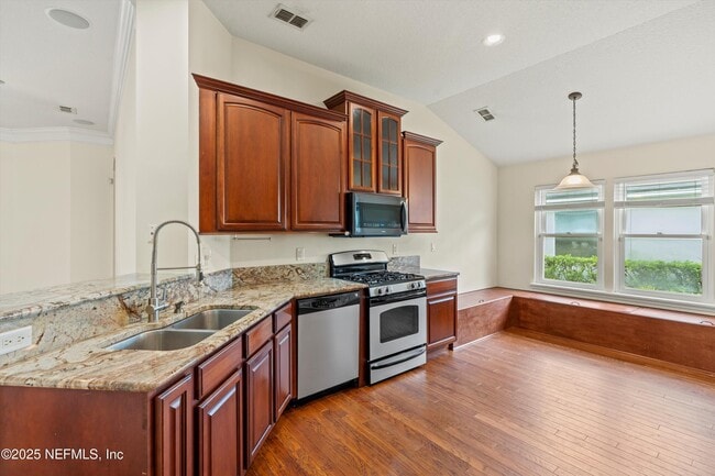 Building Photo - 5930 Green Pond Dr