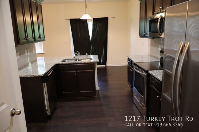 Building Photo - 1217 Turkey Trot Rd