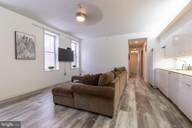Foto del edificio - 2119 E Cumberland St