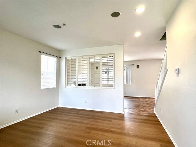 Foto del edificio - 16620 Colonial Dr