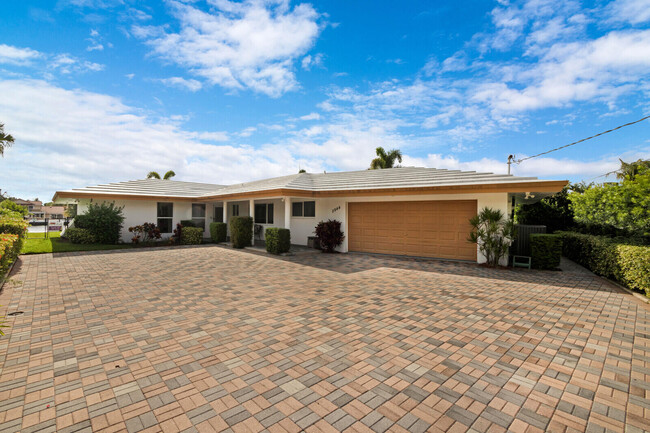 Foto del edificio - 2944 NE 22nd Ct