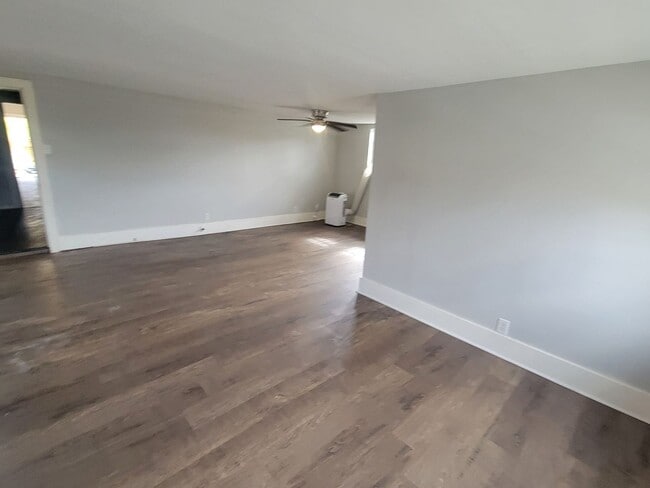 Foto del edificio - 1923 S Izard St